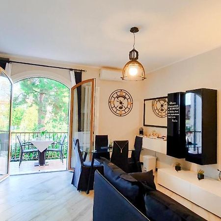 Solegardarelax - Peschiera Del Garda Apartment Екстериор снимка