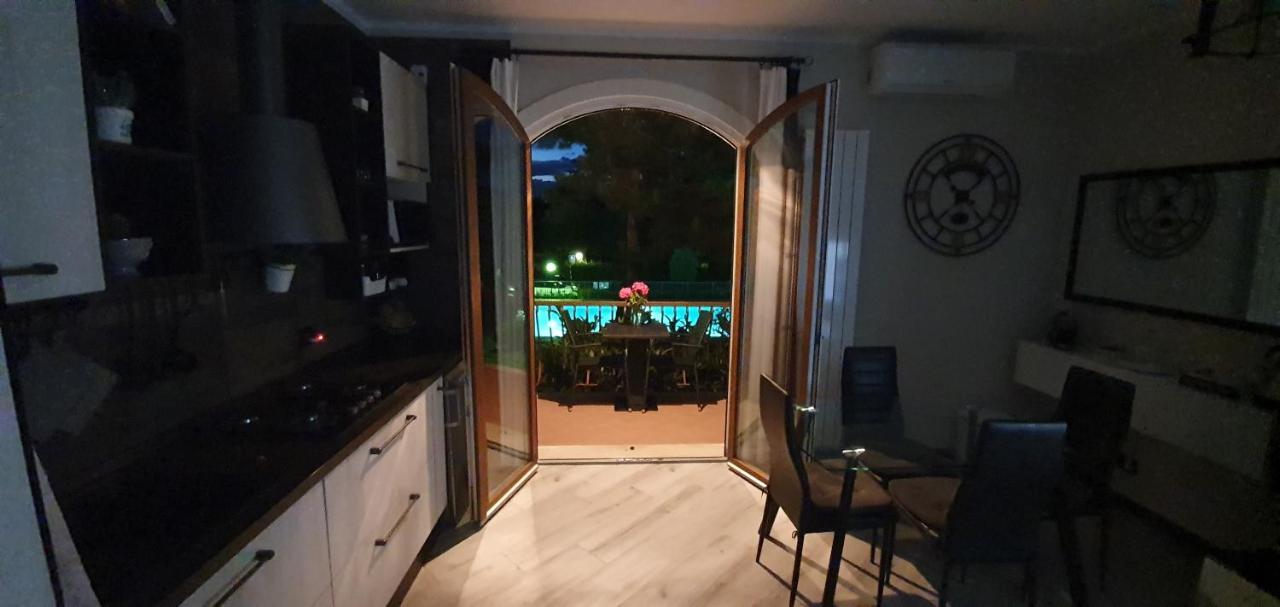 Solegardarelax - Peschiera Del Garda Apartment Екстериор снимка